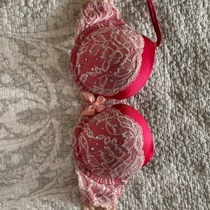 Victoria Secret Lace Bra - Red